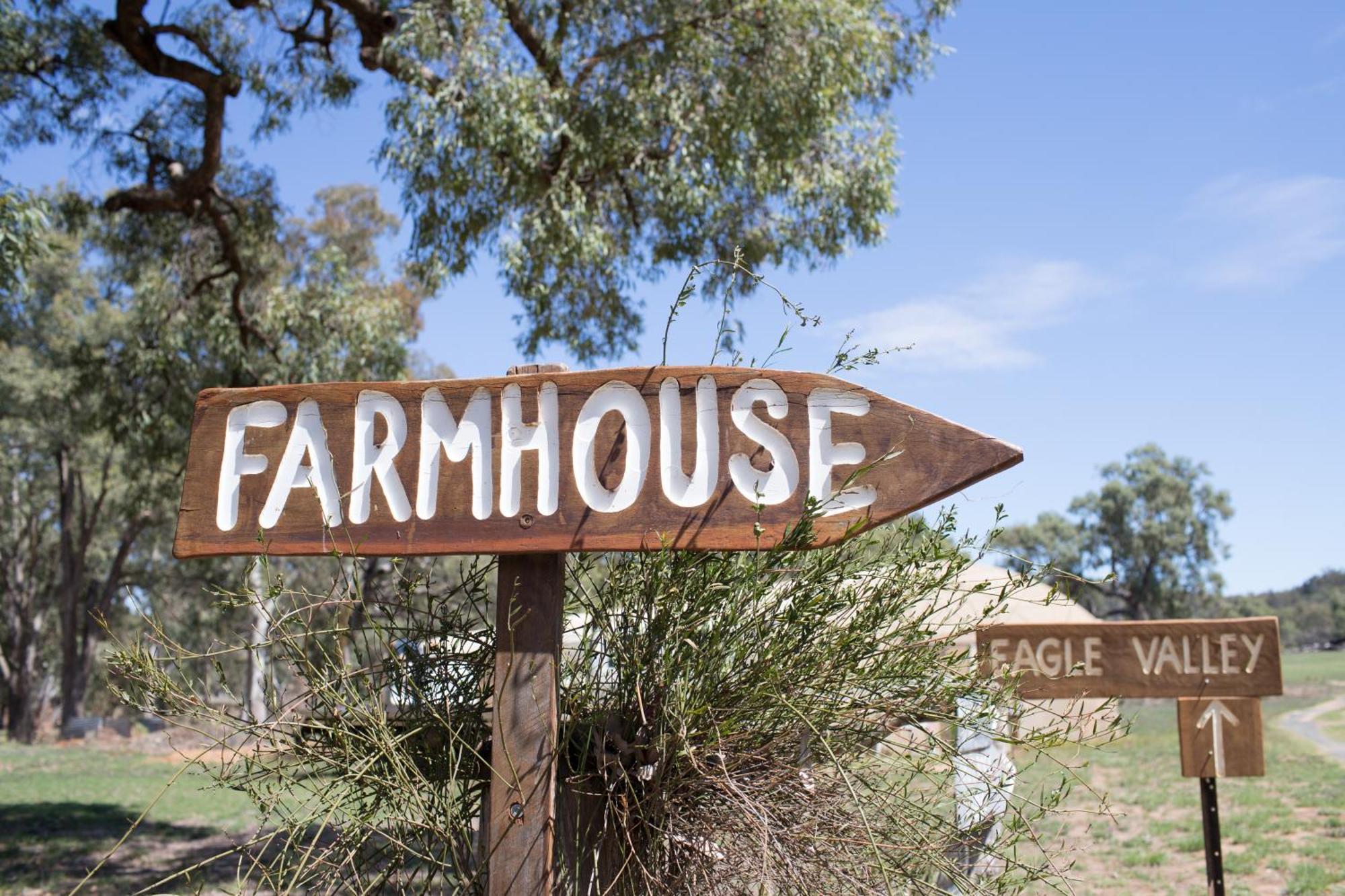 Pilliga Pottery Creative Farmstay Кунабарабран Екстериор снимка