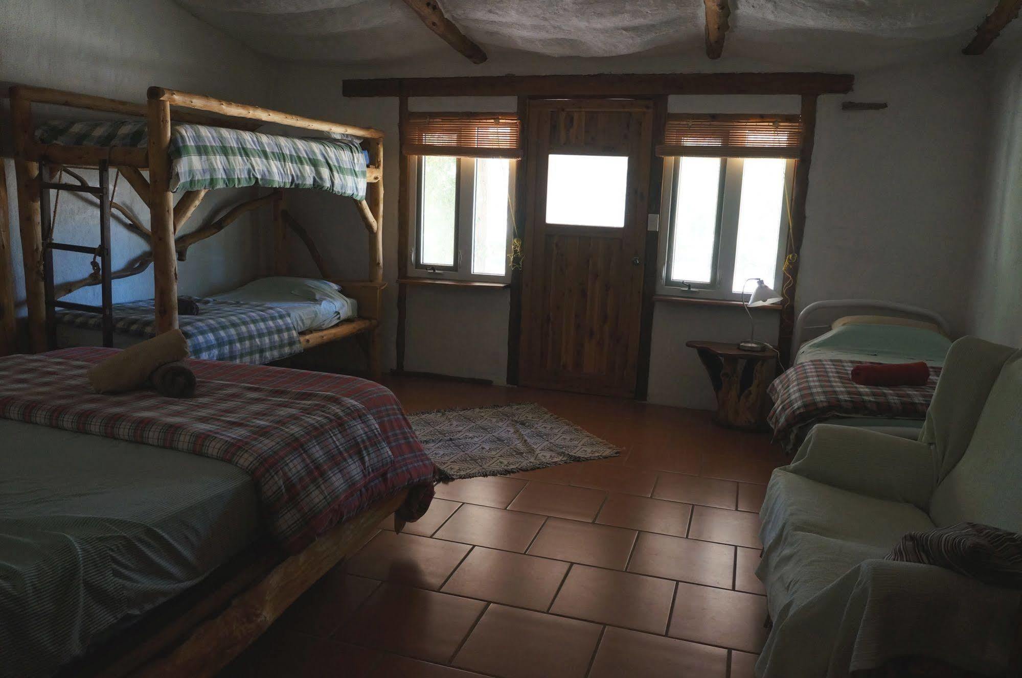 Pilliga Pottery Creative Farmstay Кунабарабран Екстериор снимка