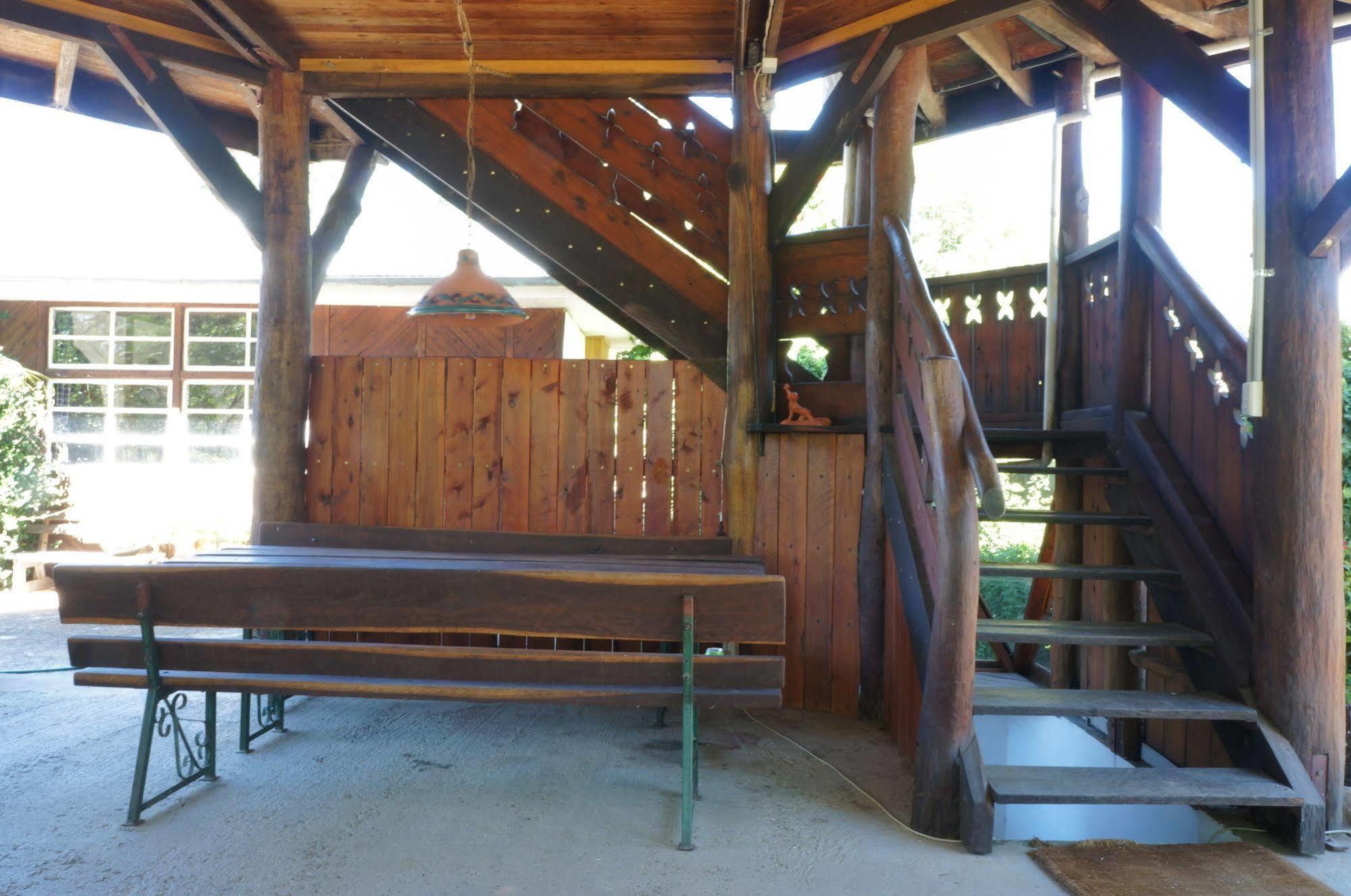 Pilliga Pottery Creative Farmstay Кунабарабран Екстериор снимка